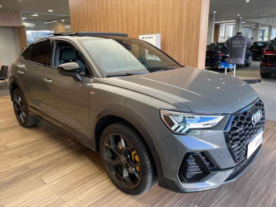 AUDI-Q3-2.0 40 TFSI GASOLINA PERFORMANCE BLACK PLUS QUATTRO TIPTRONIC AUDI-Q3-2024