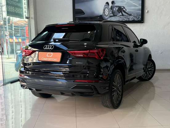 AUDI-Q3-2.0 40 TFSI GASOLINA PERFORMANCE BLACK QUATTRO TIPTRONIC AUDI-Q3-2022