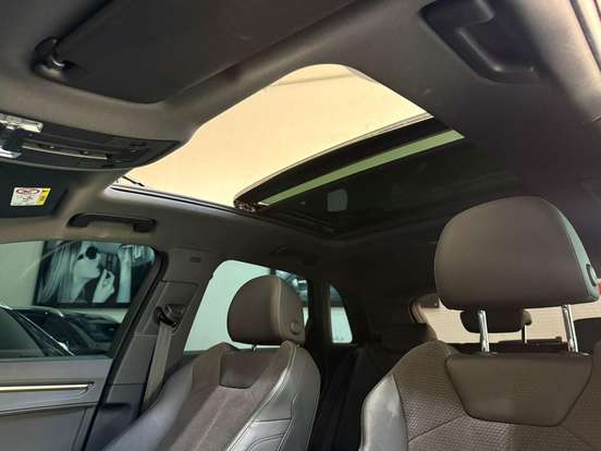 AUDI-Q3-2022