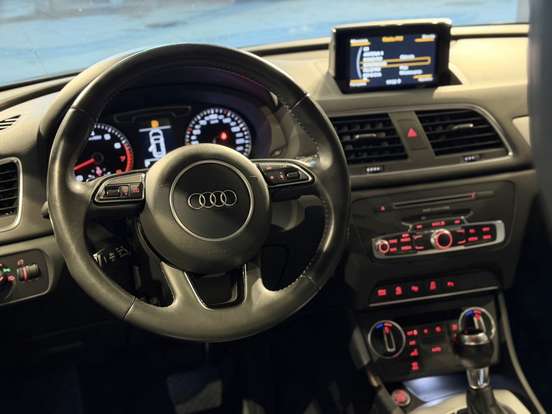 AUDI-Q3-2018