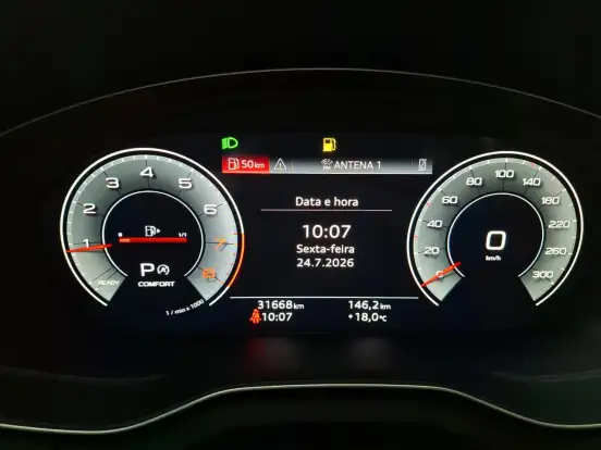 AUDI-Q5-2022