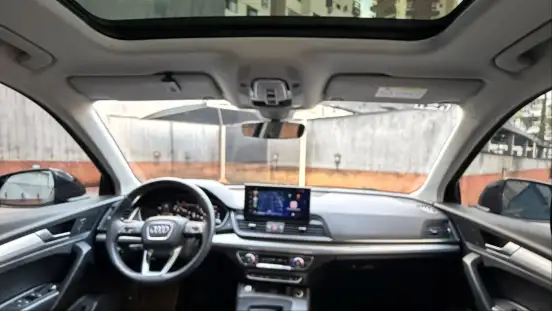 AUDI-Q5-2021