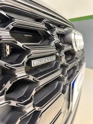 AUDI-Q5-2024