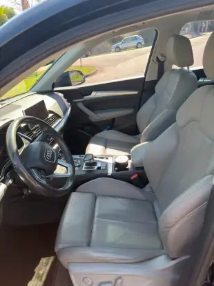 AUDI-Q5-2019