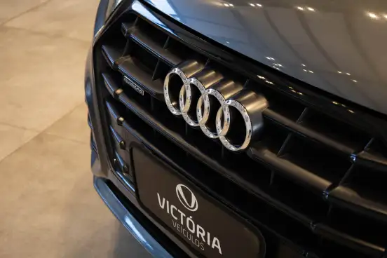 AUDI-Q5-2020