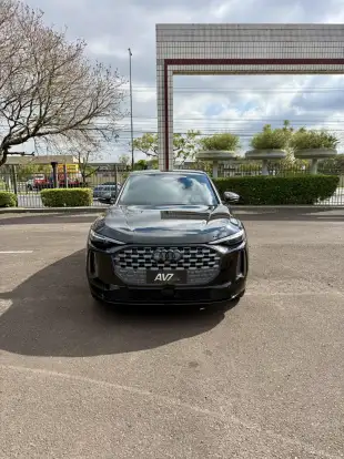 AUDI-Q5-2025