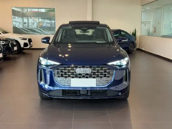 AUDI-Q5-2025