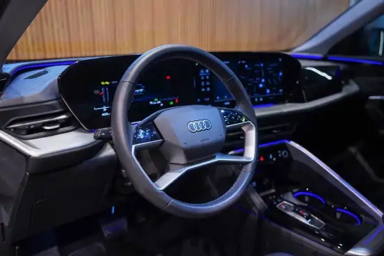 AUDI-Q5-2025