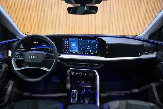 AUDI-Q5-2025