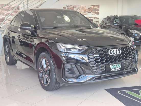 AUDI-Q5-2022