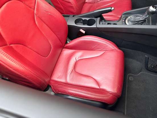 AUDI-TT-2011