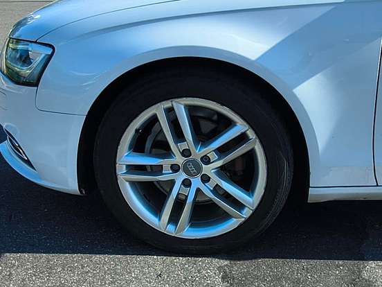 AUDI-A4-2014