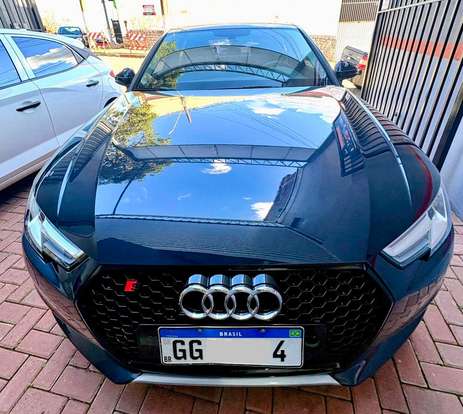 AUDI-A4-2017