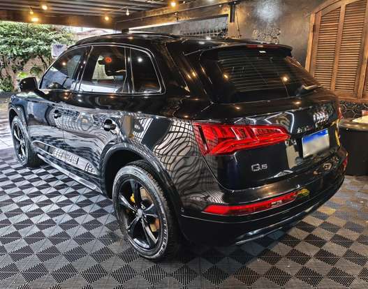 AUDI-Q5-2018