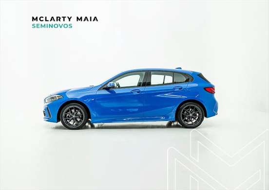 BMW-118i-2023