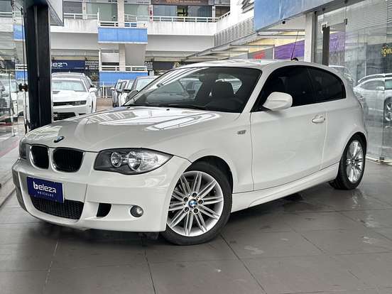 BMW-118i-2011