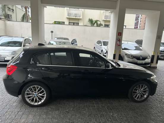BMW-120i-2.0 16V SPORT ACTIVEFLEX 4P AUTOMÁTICO BMW-120i-2015