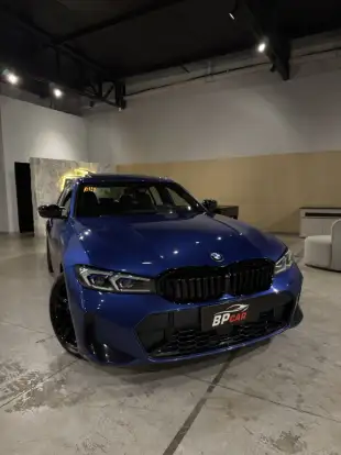 BMW-320i-2023