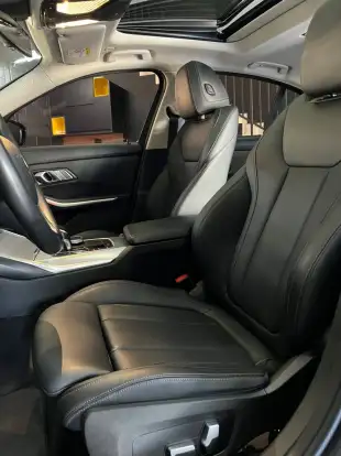 BMW-320i-2021