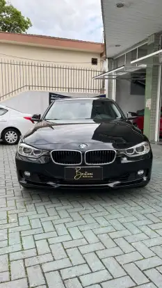 BMW-320i-2012
