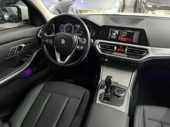 BMW-320i-2.0 16V TURBO GASOLINA GP AUTOMÁTICO BMW-320i-2021
