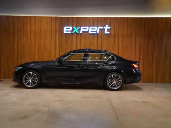 BMW-320i-2.0 16V TURBO GASOLINA SPORT GP AUTOMÁTICO BMW-320i-2019