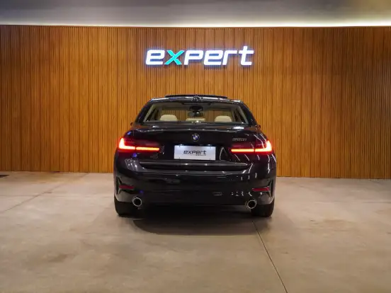 BMW-320i-2.0 16V TURBO GASOLINA SPORT GP AUTOMÁTICO BMW-320i-2019