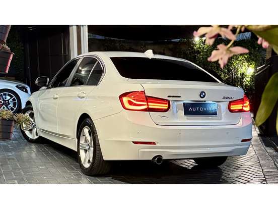 BMW-320i-2.0 16V TURBO ACTIVE FLEX 4P AUTOMÁTICO BMW-320i-2015
