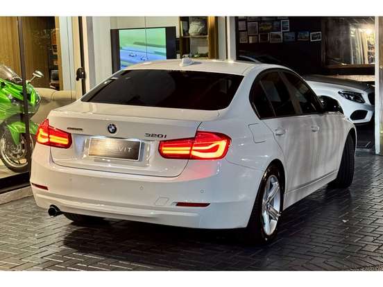 BMW-320i-2.0 16V TURBO ACTIVE FLEX 4P AUTOMÁTICO BMW-320i-2015