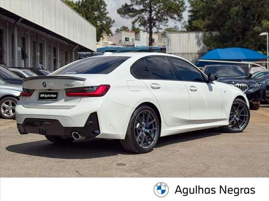 BMW-320i-2.0 16V TURBO FLEX M SPORT 10th ANNIVERSARY EDITION AUTOMÁTICO BMW-320i-2024