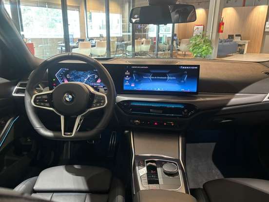 BMW-320i-2026