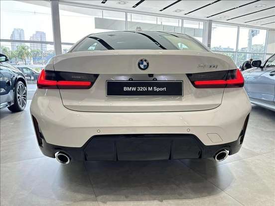 BMW-320i-2026