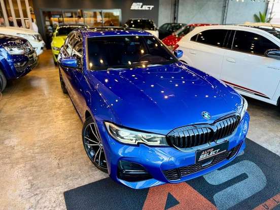 BMW-320i-2021