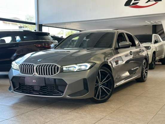 BMW-320i-2023