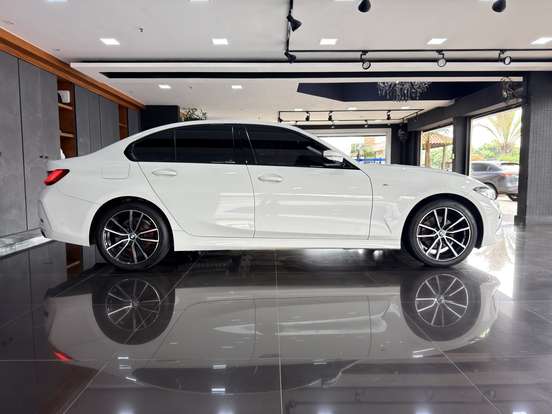 BMW-320i-2.0 16V TURBO FLEX SPORT GP AUTOMÁTICO BMW-320i-2022