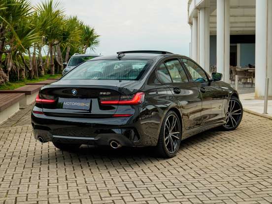 BMW-320i-2.0 16V TURBO GASOLINA M SPORT AUTOMÁTICO BMW-320i-2020