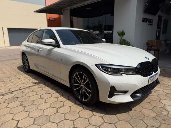 BMW-320i-2.0 16V TURBO GASOLINA SPORT AUTOMÁTICO BMW-320i-2019