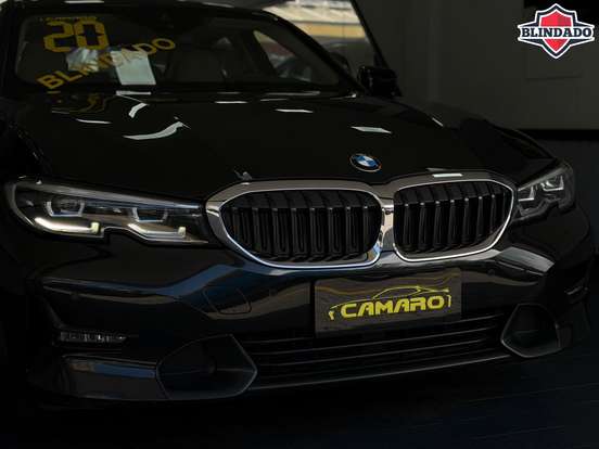 BMW-320i-2019