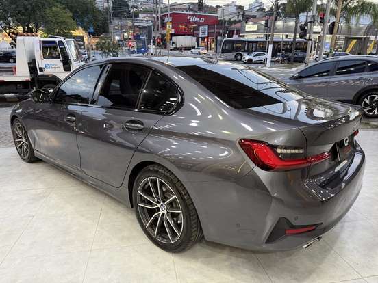 BMW-320i-2.0 16V TURBO GASOLINA SPORT GP AUTOMÁTICO BMW-320i-2020