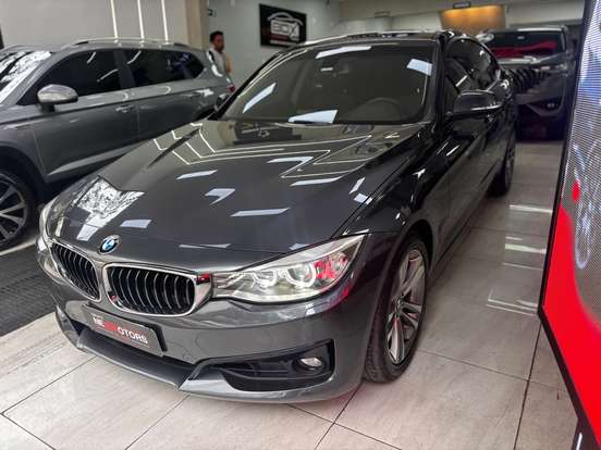 BMW-320i-2013