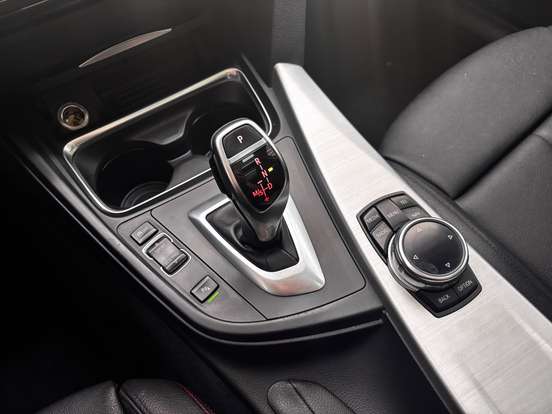 BMW-320i-2.0 GT SPORT 16V TURBO GASOLINA 4P AUTOMÁTICO BMW-320i-2013
