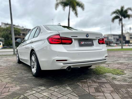 BMW-320i-2.0 SPORT 16V TURBO ACTIVE FLEX 4P AUTOMÁTICO BMW-320i-2018