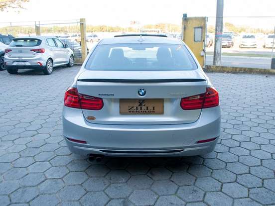 BMW-328i-2.0 SPORT GP 16V ACTIVEFLEX 4P AUTOMÁTICO BMW-328i-2015