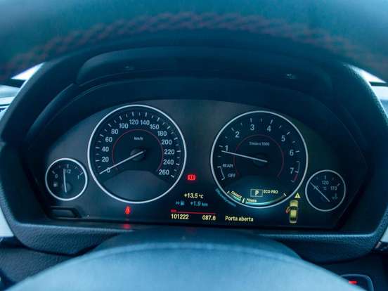 BMW-328i-2.0 SPORT GP 16V ACTIVEFLEX 4P AUTOMÁTICO BMW-328i-2015