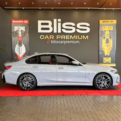 BMW 330e 2.0 16V TURBO HÍBRIDO M SPORT AUTOMÁTICO