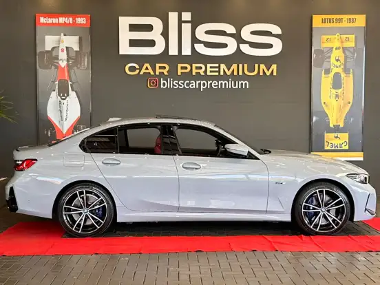 BMW-330e-2.0 16V TURBO HÍBRIDO M SPORT AUTOMÁTICO BMW-330e-2024