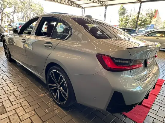 BMW-330e-2.0 16V TURBO HÍBRIDO M SPORT AUTOMÁTICO BMW-330e-2024