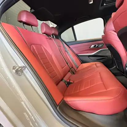 BMW-330e-2024