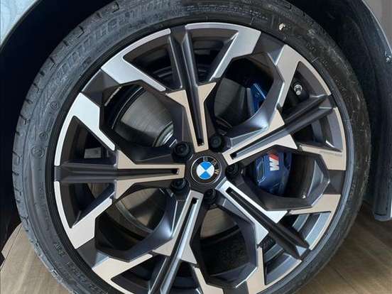 BMW-330e-2.0 16V TURBO HÍBRIDO M SPORT AUTOMÁTICO BMW-330e-2024