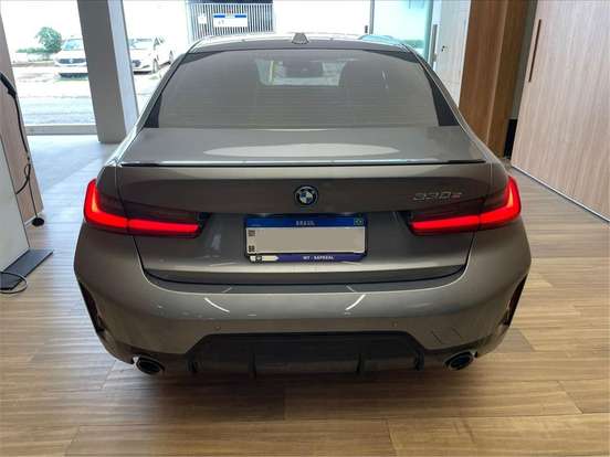 BMW-330e-2.0 16V TURBO HÍBRIDO M SPORT AUTOMÁTICO BMW-330e-2024